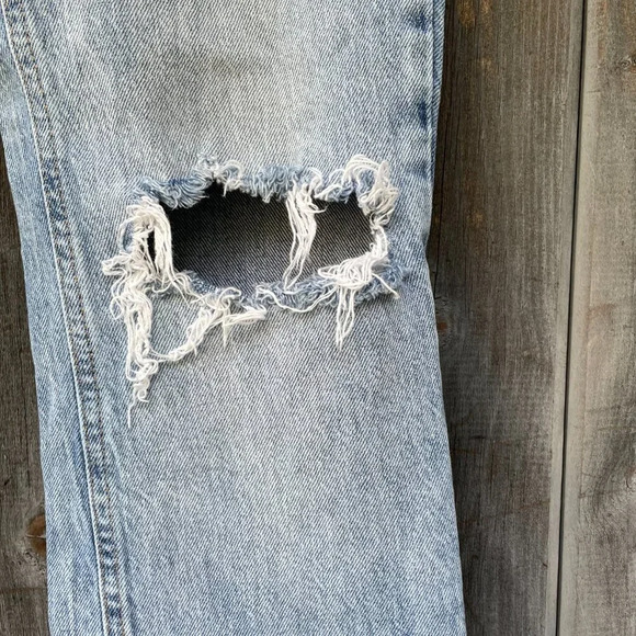 ZARA Womens Hi-Waist Split Hem Raw Hem Ripped Straight Leg Light Wash Jeans 4 - Picture 10 of 16